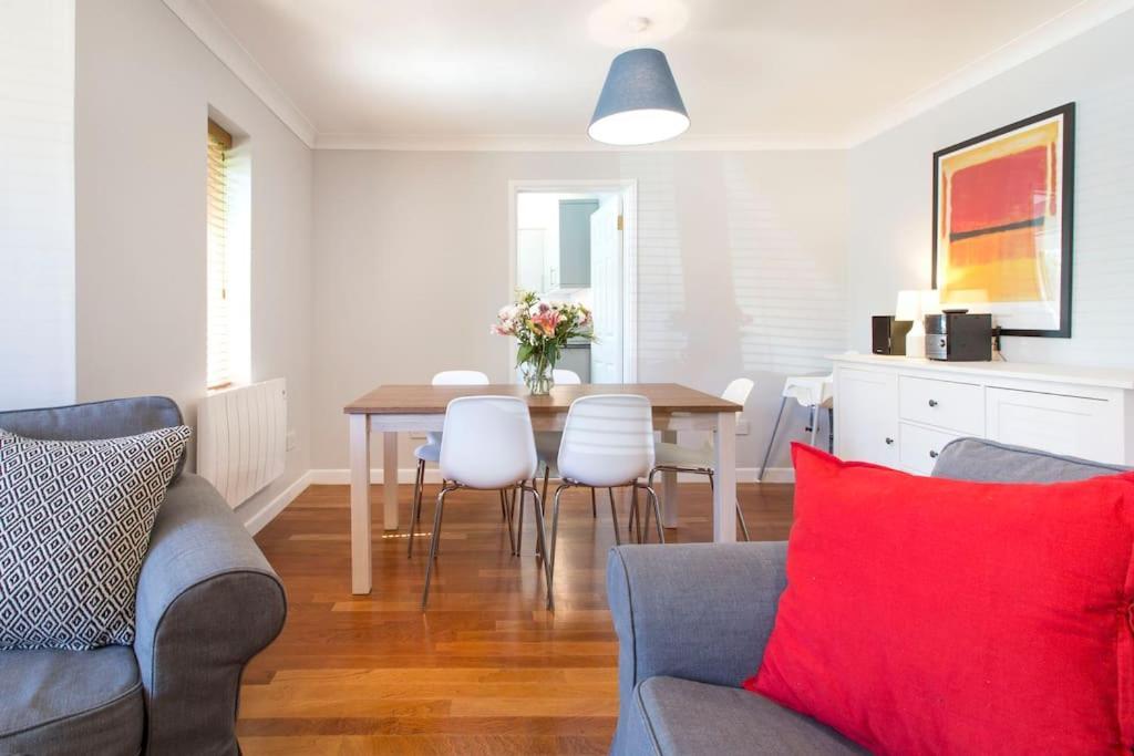 Cosy Modern Oxford Apartment Kültér fotó